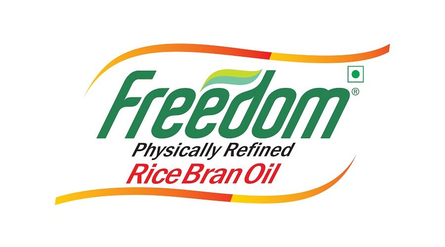 cooking oil, rice bran oil, health benefits, Indian cuisine, diverse cultures, household, market options, family's health, traditional dishes, Asian cuisine, Continental cuisine, salad dressings, vegetable oil, nutritional value, emerging popularity, antioxidants, vitamin E, gamma oryzanol, protection from free radicals, oxidative stress, chronic diseases, heart disease, diabetes, cancer, International Conference on Rice Bran Oil, Dr. Rohini Sharma, Ph.D., food science, nutrition, Consultant Food Technologist, Consultant Nutritionist, Life Coach, balanced fatty profile, PUFA, MUFA, saturated fatty acids, nutraceuticals, Oryzanol, tocopherol, tocotrienols, natural antioxidants, LDL cholesterol, HDL cholesterol, high smoke point, stable at high temperatures, Indian Kitchen, shift to rice bran oil, daily cooking, healthier choice, plant sterols, LDL cholesterol levels, blood lipid levels, inflammation, weight loss, metabolism boost, fat burning, brain health, cognitive function, memory, anti-inflammatory properties, arthritis, diabetes, cancer, versatile cooking oil, nourishing choice, essential nutrients.