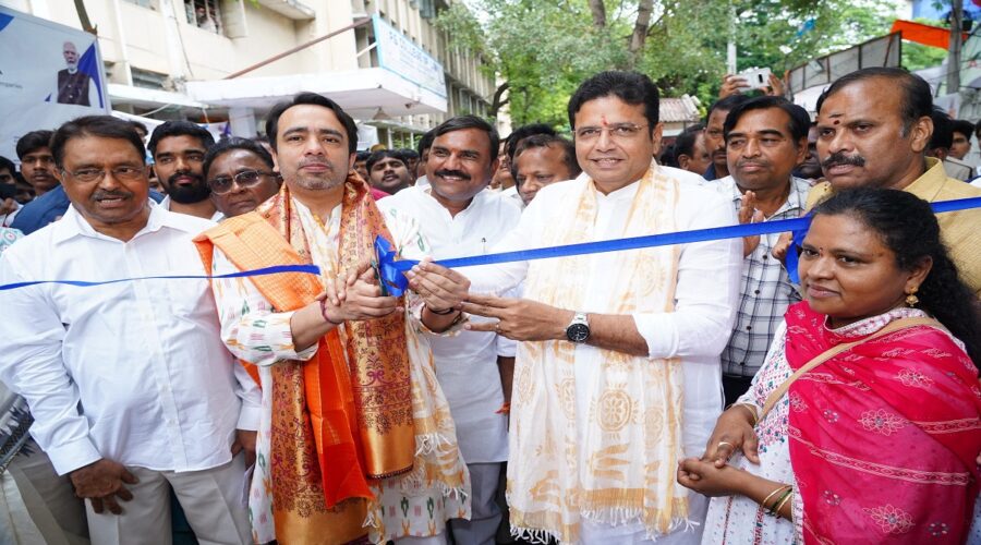 Minister Sridhar Babu - Yound India Skil University